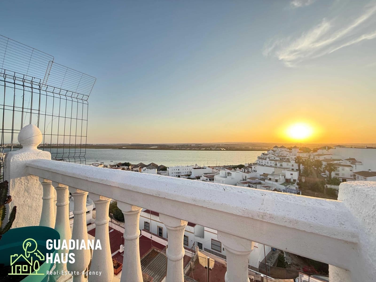 3 bedroom Terraced Villa for sale in Ayamonte - € 264,000 (Ref: 10078554)