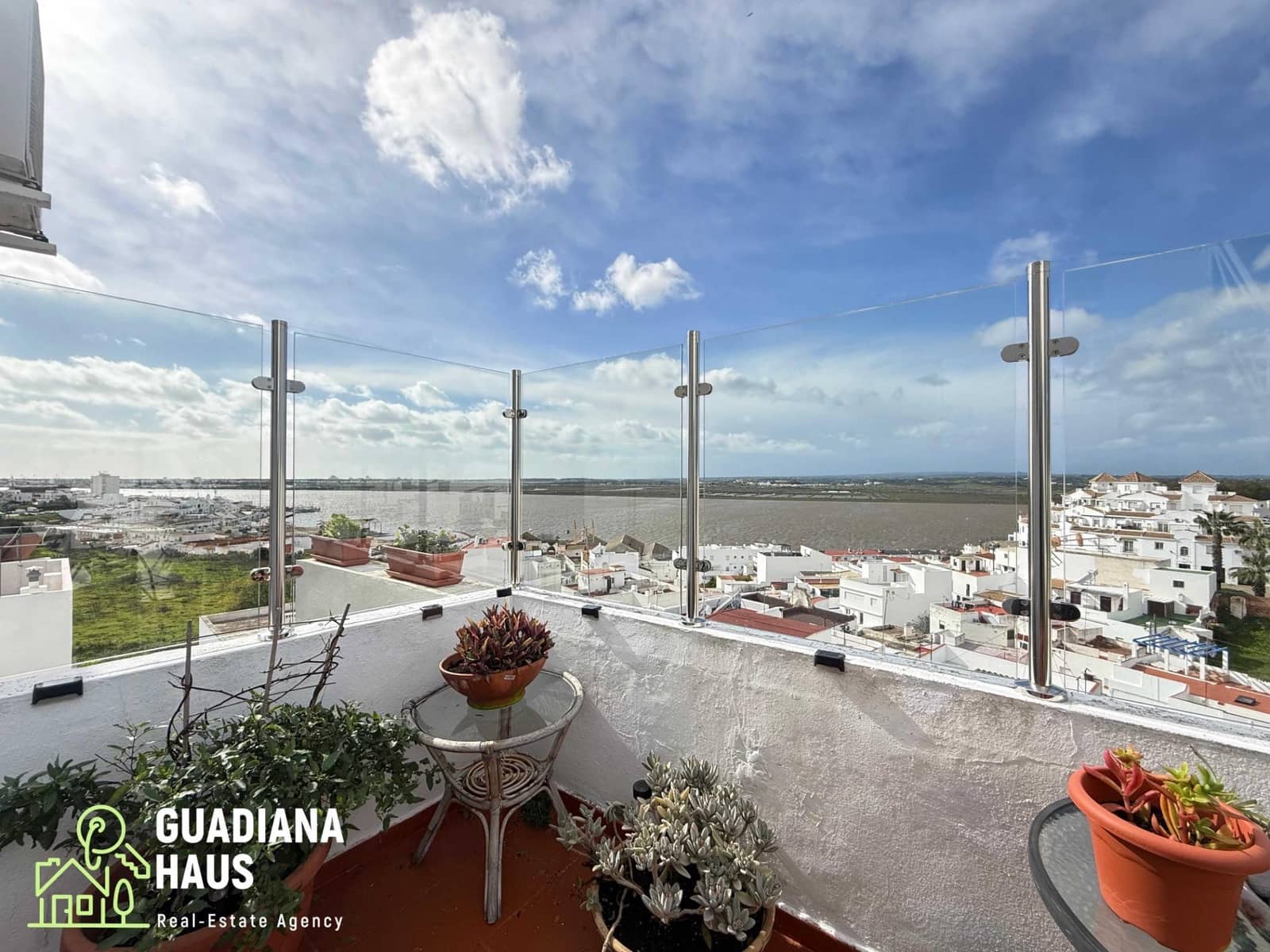 3 bedroom Terraced Villa for sale in Ayamonte - € 264,000 (Ref: 10078554)