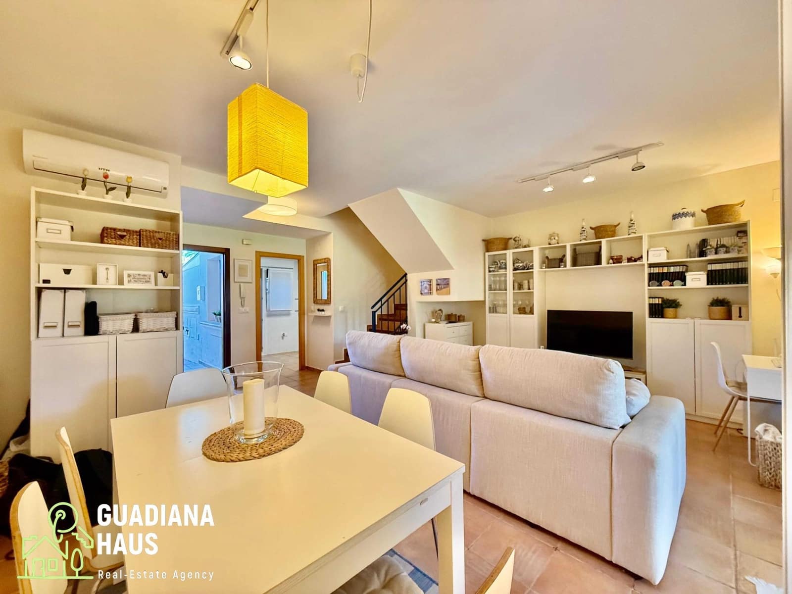 3 quarto Moradia em Banda para venda em Ayamonte com piscina - 294 000 € (Ref: 10078555)