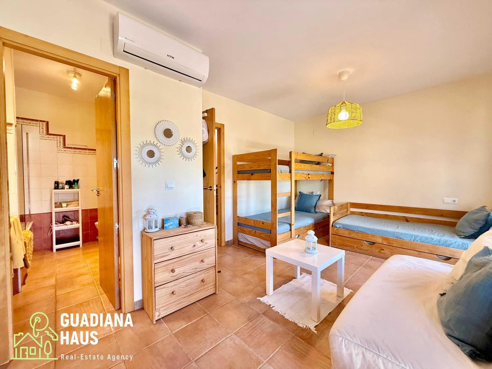3 quarto Moradia em Banda para venda em Ayamonte com piscina - 294 000 € (Ref: 10078555)