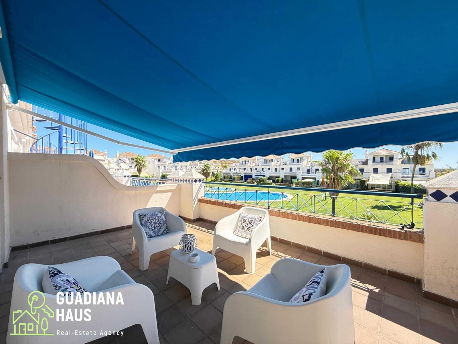 3 quarto Moradia em Banda para venda em Ayamonte com piscina - 294 000 € (Ref: 10078555)