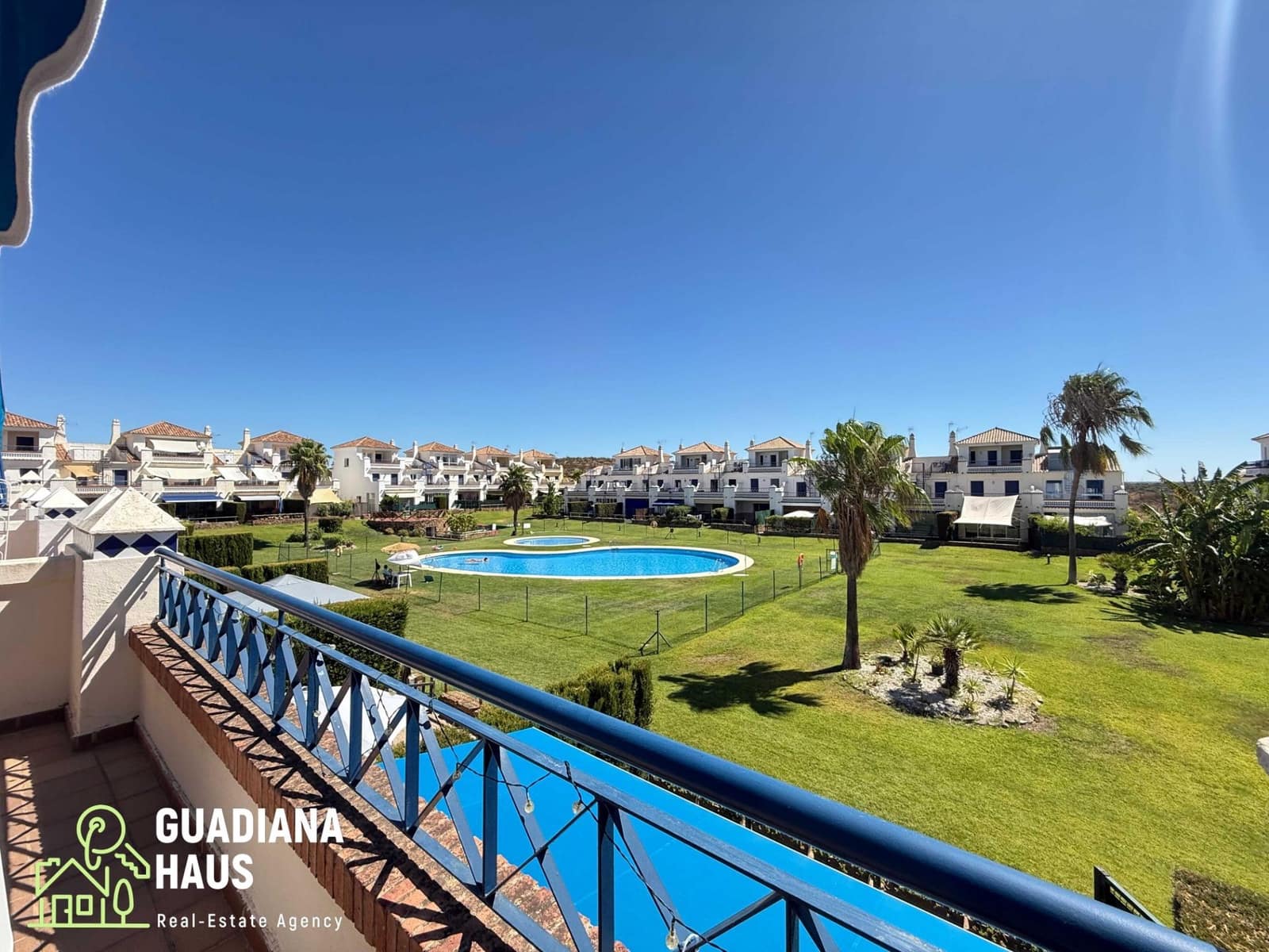 3 quarto Moradia em Banda para venda em Ayamonte com piscina - 294 000 € (Ref: 10078555)