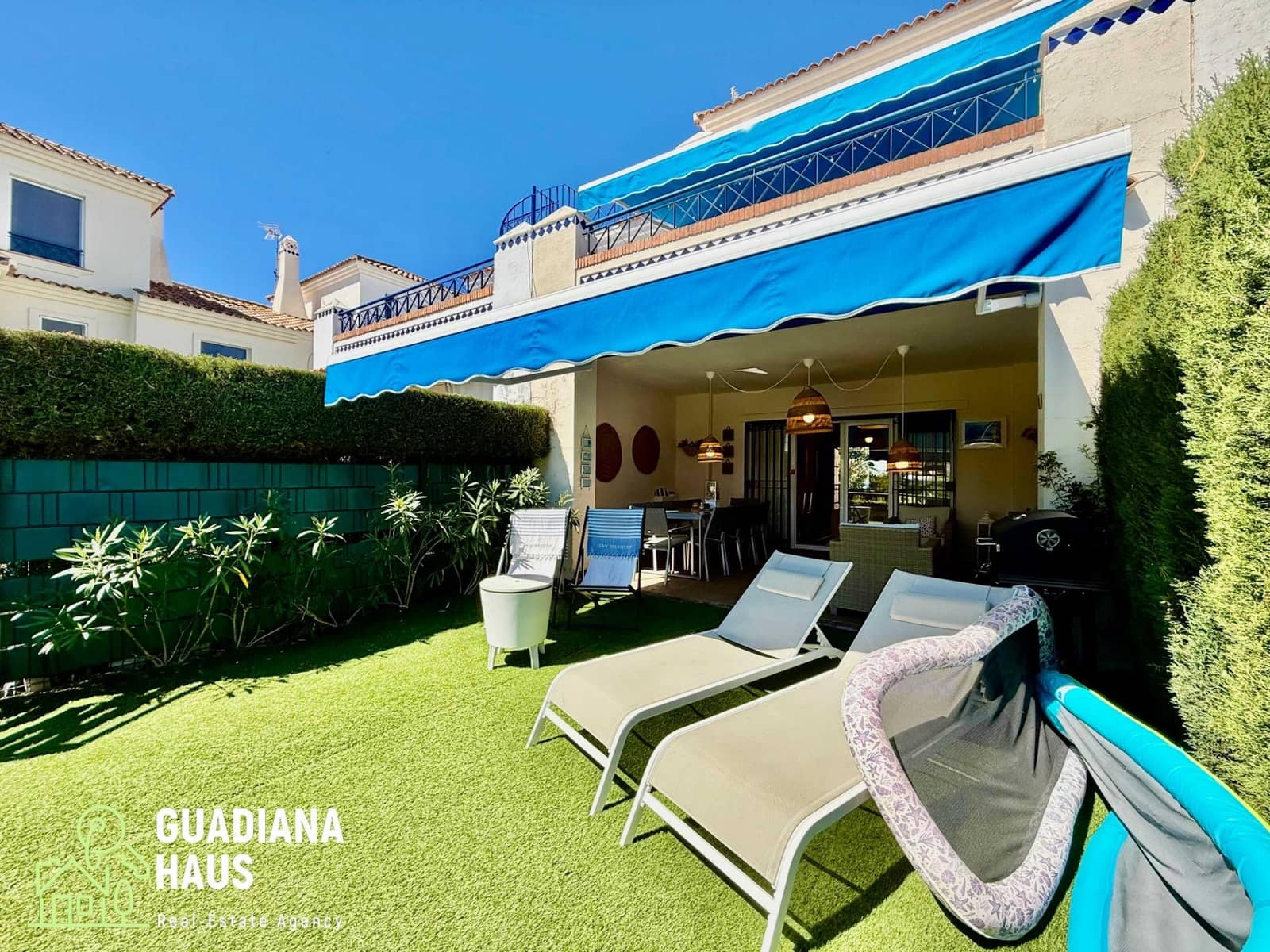 3 quarto Moradia em Banda para venda em Ayamonte com piscina - 294 000 € (Ref: 10078555)