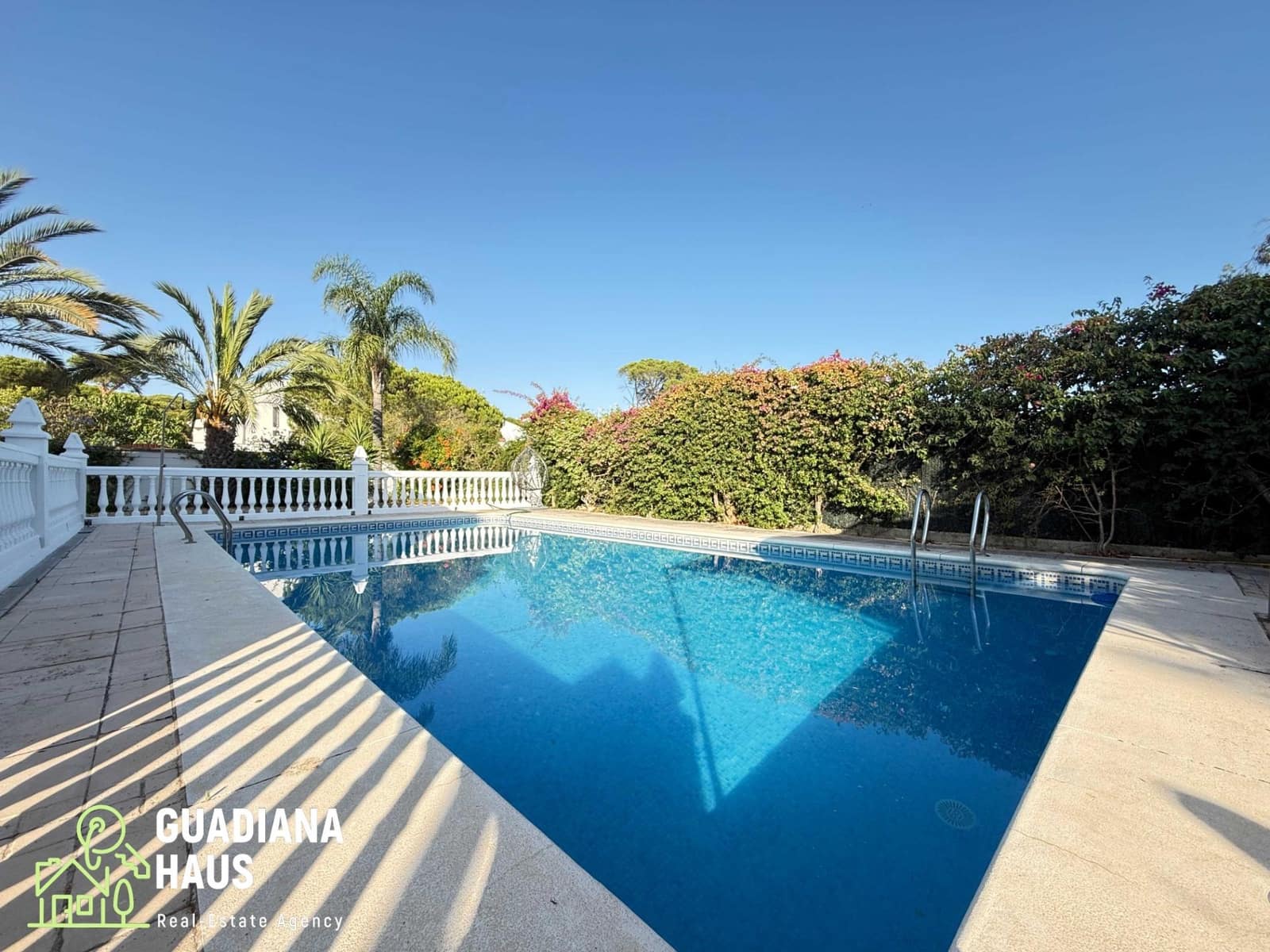 5 slaapkamer Villa te koop in Isla Cristina met zwembad garage - € 499.000 (Ref: 10078558)