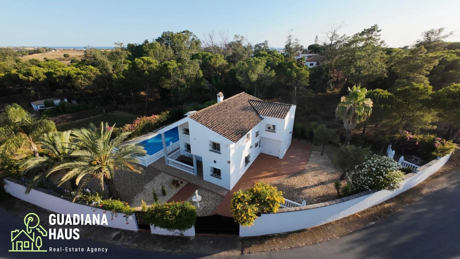 5 slaapkamer Villa te koop in Isla Cristina met zwembad garage - € 499.000 (Ref: 10078558)