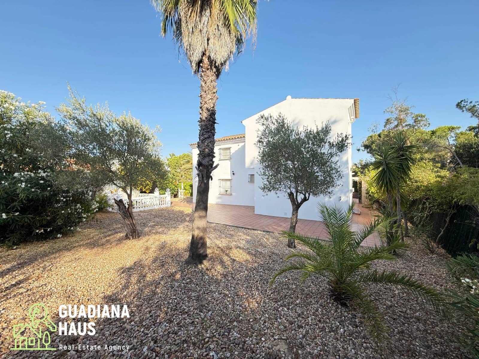 5 slaapkamer Villa te koop in Isla Cristina met zwembad garage - € 499.000 (Ref: 10078558)