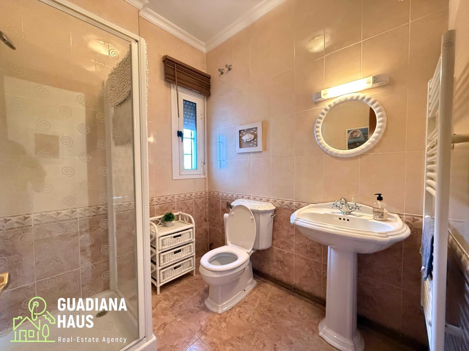 5 slaapkamer Villa te koop in Isla Cristina met zwembad garage - € 499.000 (Ref: 10078558)