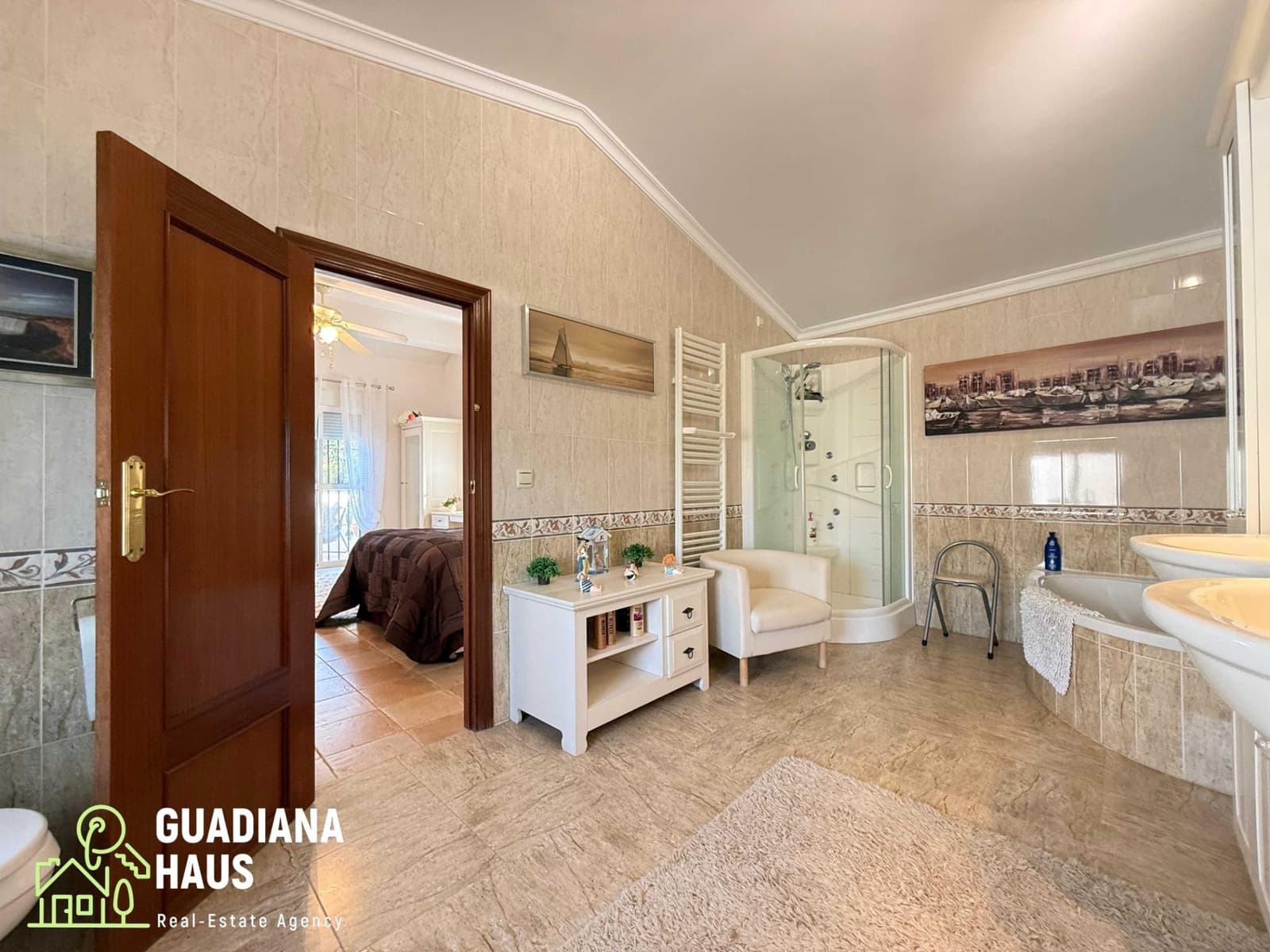 5 slaapkamer Villa te koop in Isla Cristina met zwembad garage - € 499.000 (Ref: 10078558)