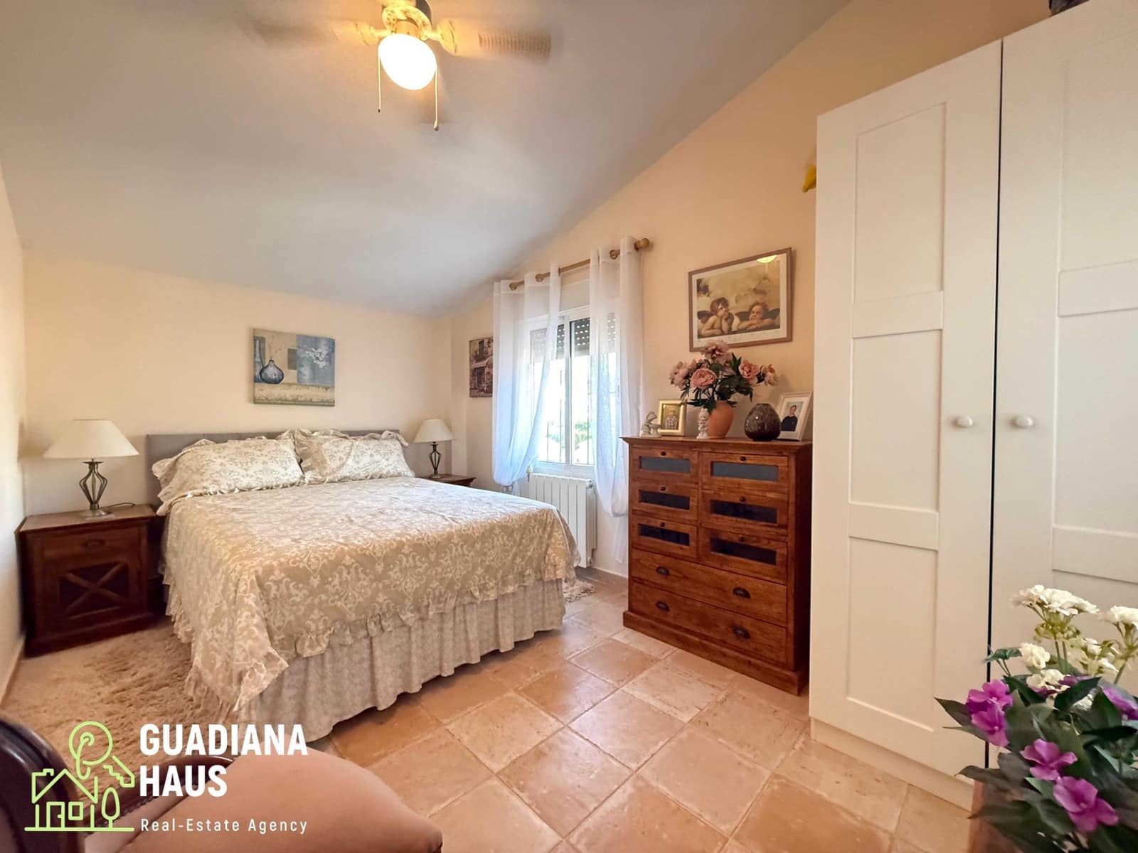 5 slaapkamer Villa te koop in Isla Cristina met zwembad garage - € 499.000 (Ref: 10078558)