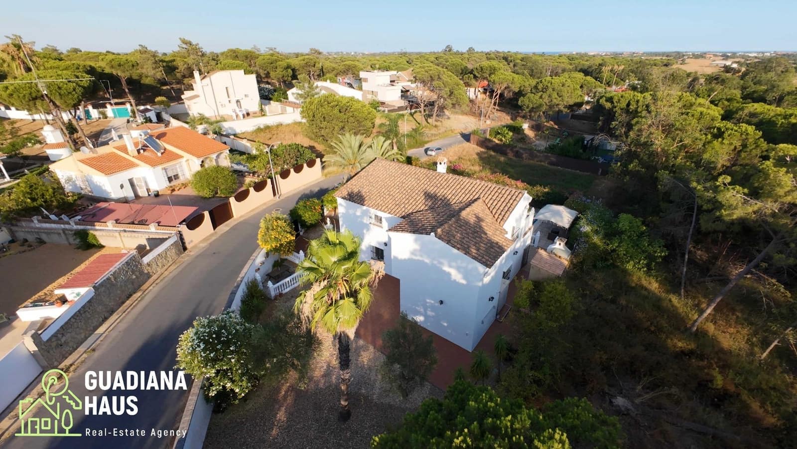 5 slaapkamer Villa te koop in Isla Cristina met zwembad garage - € 499.000 (Ref: 10078558)