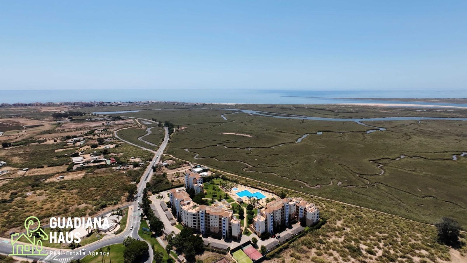 2 sovrum Lägenhet till salu i Isla Canela med pool garage - 325 000 € (Ref: 10078559)