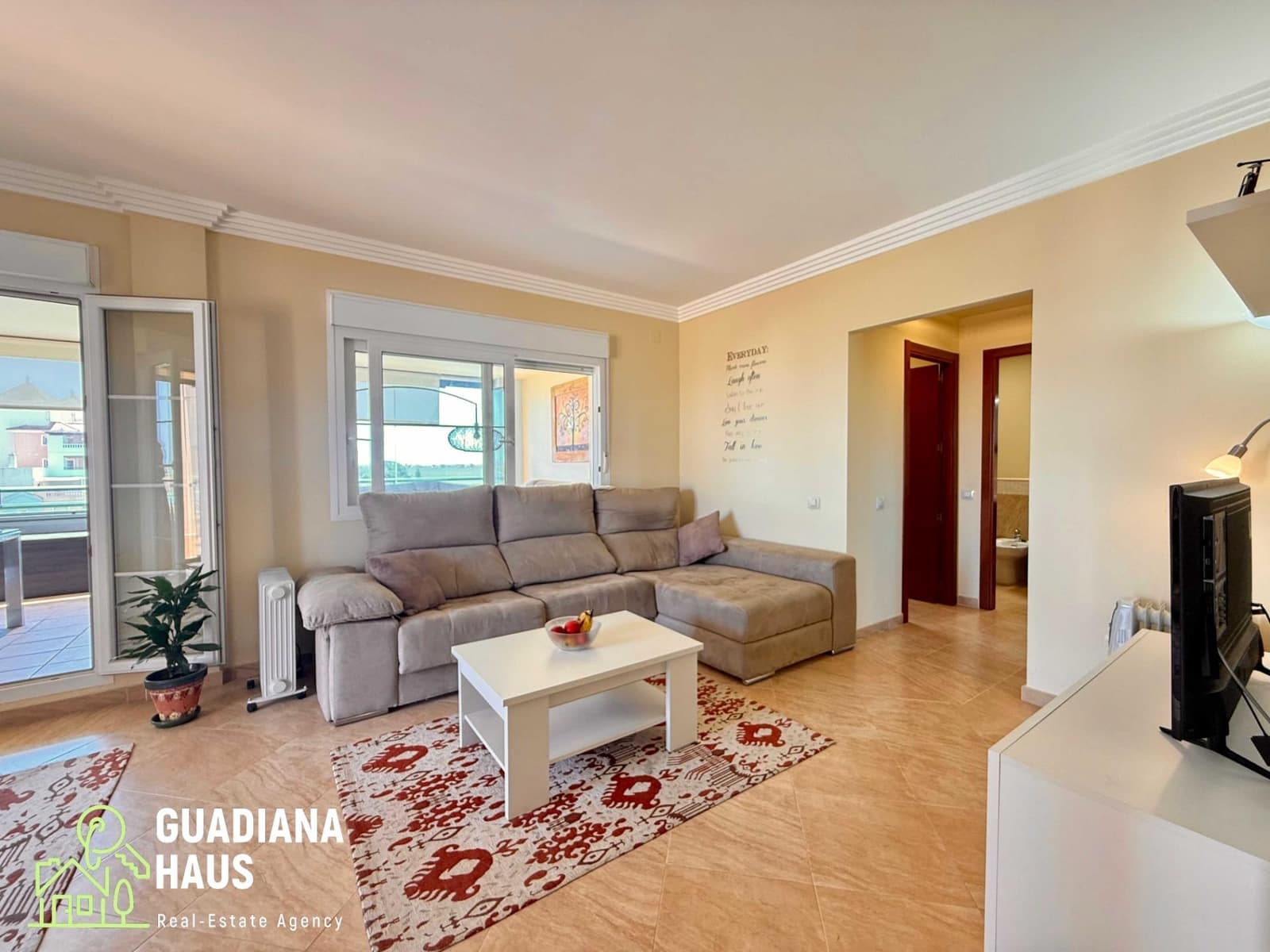 2 sovrum Lägenhet till salu i Isla Canela med pool garage - 325 000 € (Ref: 10078559)