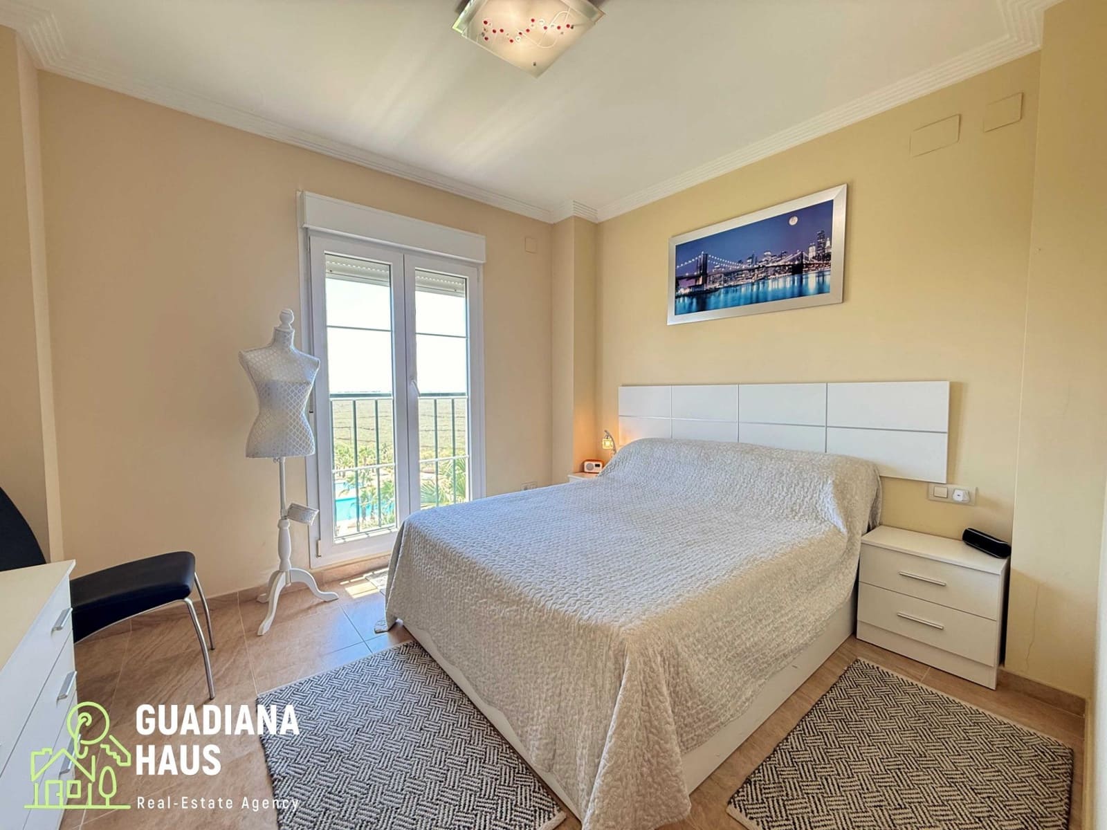 2 sovrum Lägenhet till salu i Isla Canela med pool garage - 325 000 € (Ref: 10078559)