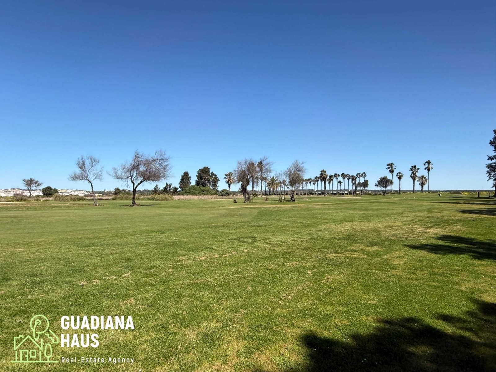 5 soverom Villa til salgs i Isla Canela med svømmebasseng - € 699 000 (Ref: 10078566)