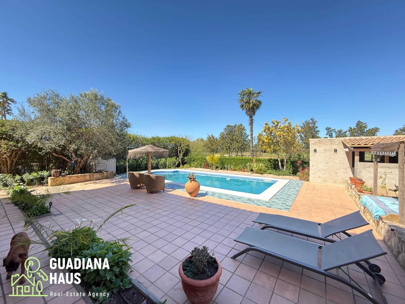 5 soverom Villa til salgs i Isla Canela med svømmebasseng - € 699 000 (Ref: 10078566)