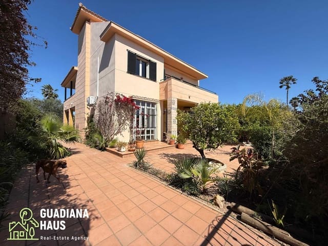 5 soverom Villa til salgs i Isla Canela, Ayamonte med svømmebasseng - € 699 000 (Ref: 10078566)