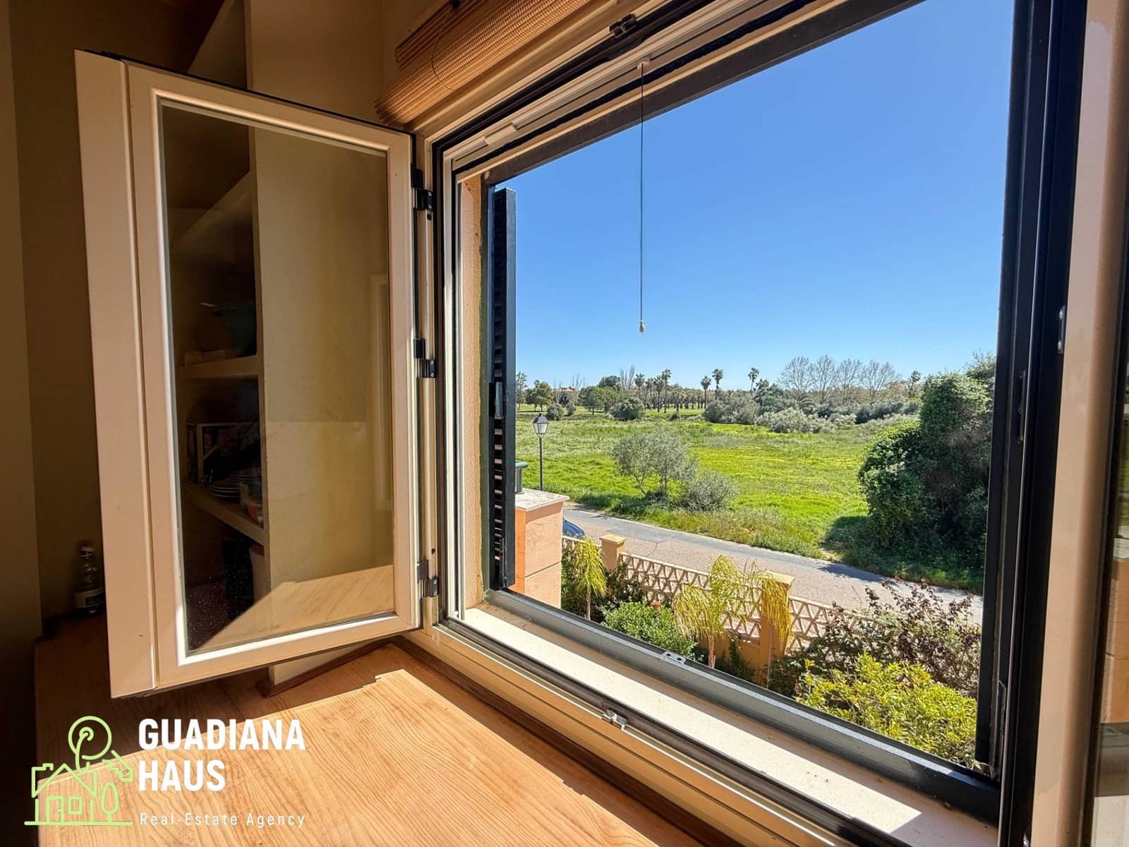 5 soverom Villa til salgs i Isla Canela med svømmebasseng - € 699 000 (Ref: 10078566)