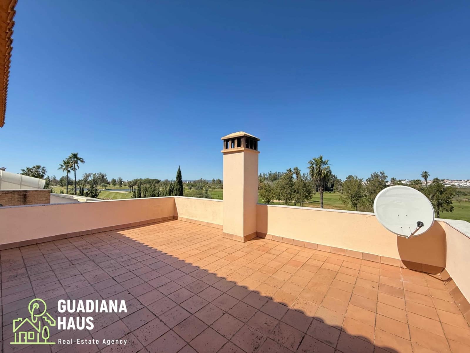 5 soverom Villa til salgs i Isla Canela med svømmebasseng - € 699 000 (Ref: 10078566)