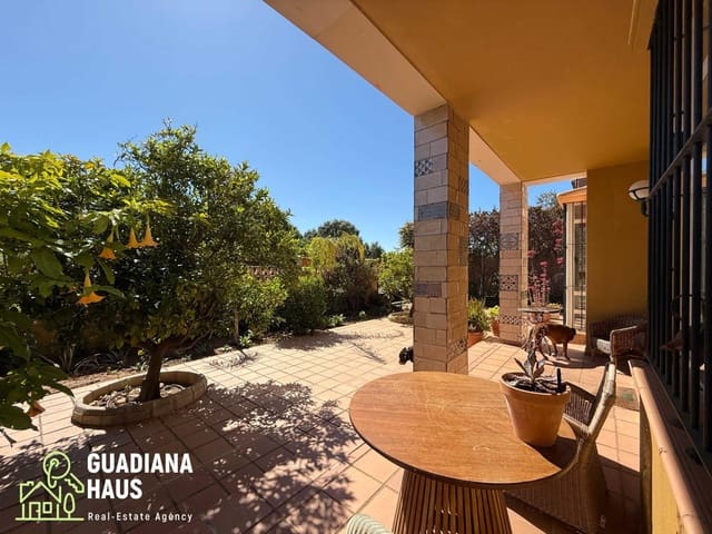 5 soverom Villa til salgs i Isla Canela, Ayamonte med svømmebasseng - € 699 000 (Ref: 10078566)