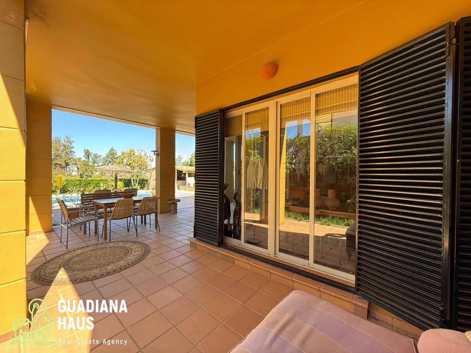 5 soverom Villa til salgs i Isla Canela med svømmebasseng - € 699 000 (Ref: 10078566)