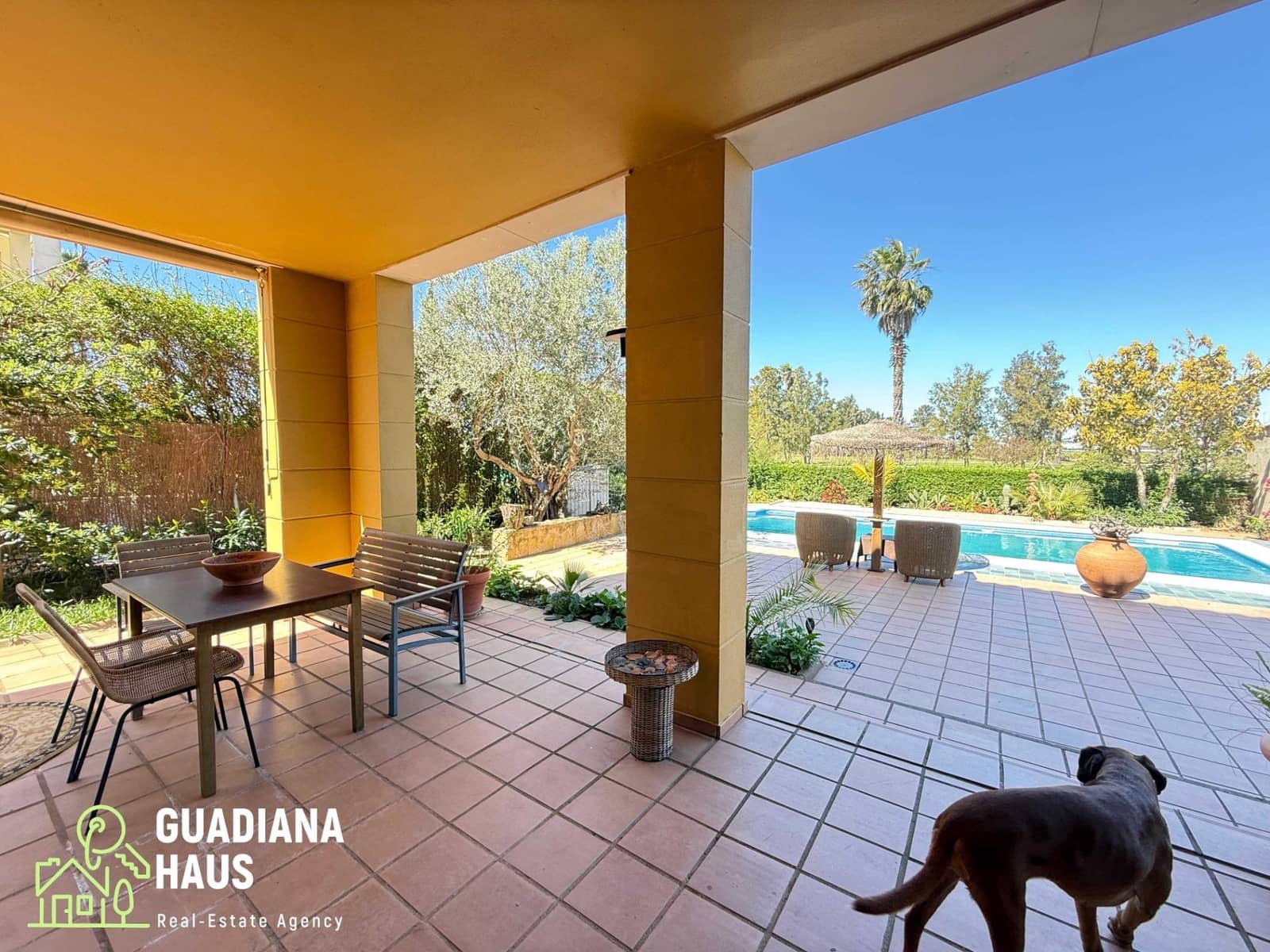 5 soverom Villa til salgs i Isla Canela med svømmebasseng - € 699 000 (Ref: 10078566)