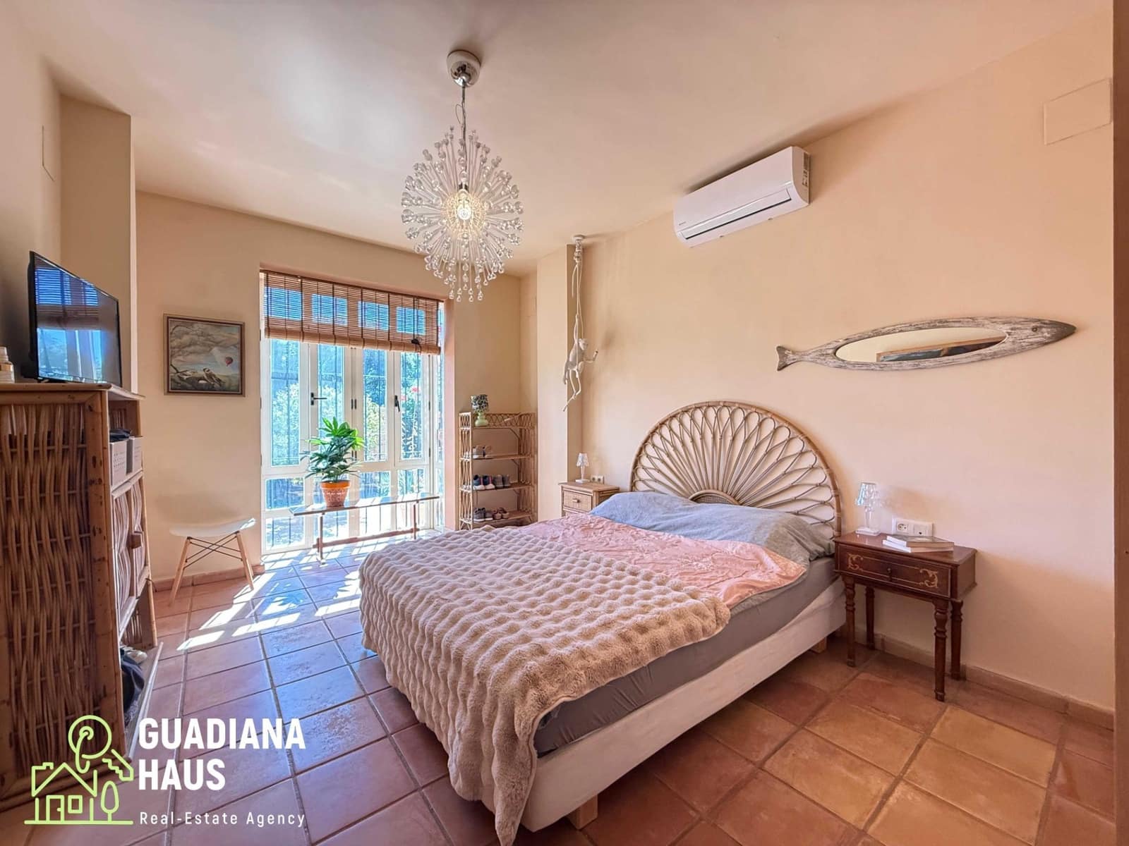 5 soverom Villa til salgs i Isla Canela med svømmebasseng - € 699 000 (Ref: 10078566)
