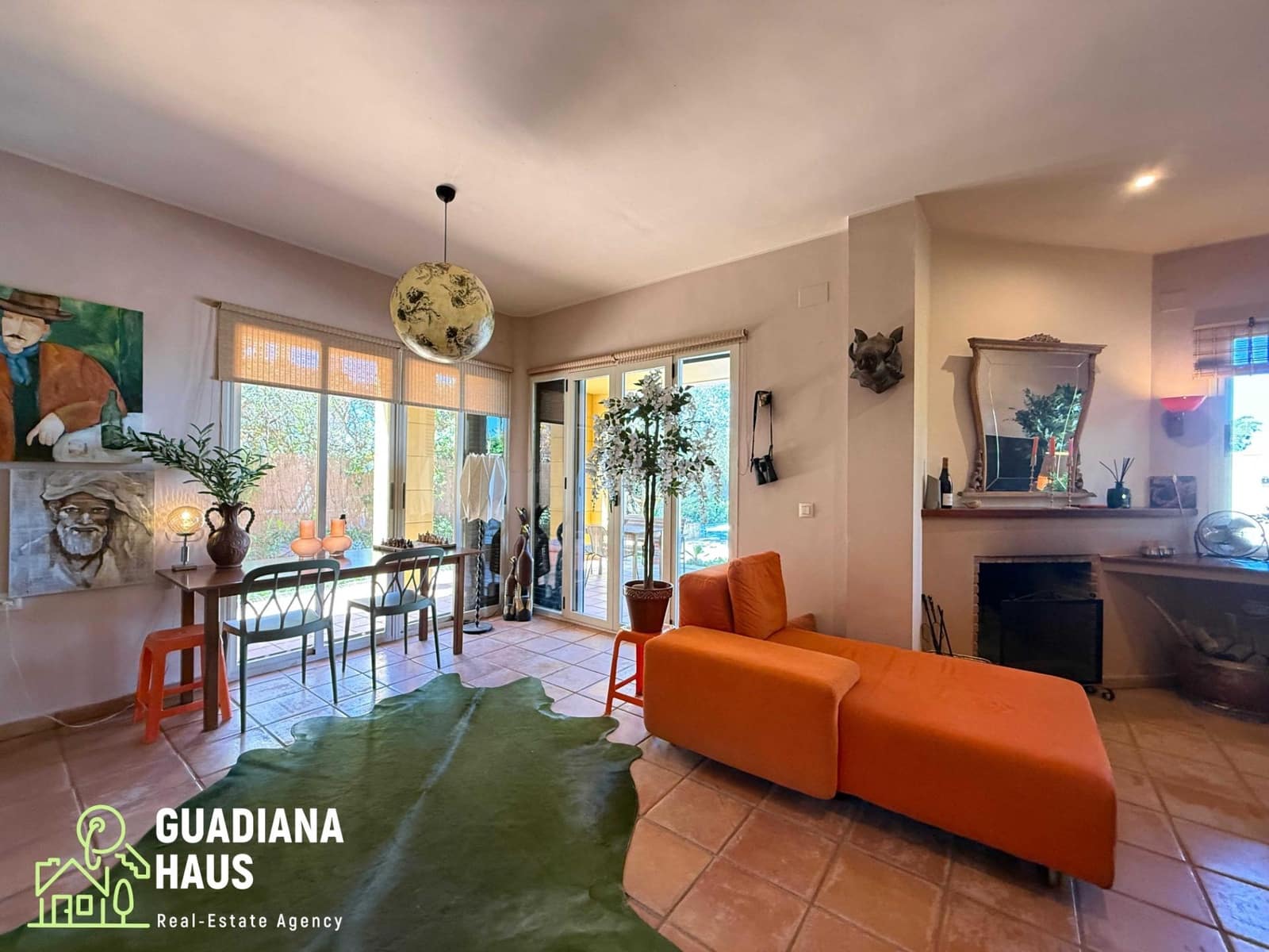 5 soverom Villa til salgs i Isla Canela med svømmebasseng - € 699 000 (Ref: 10078566)