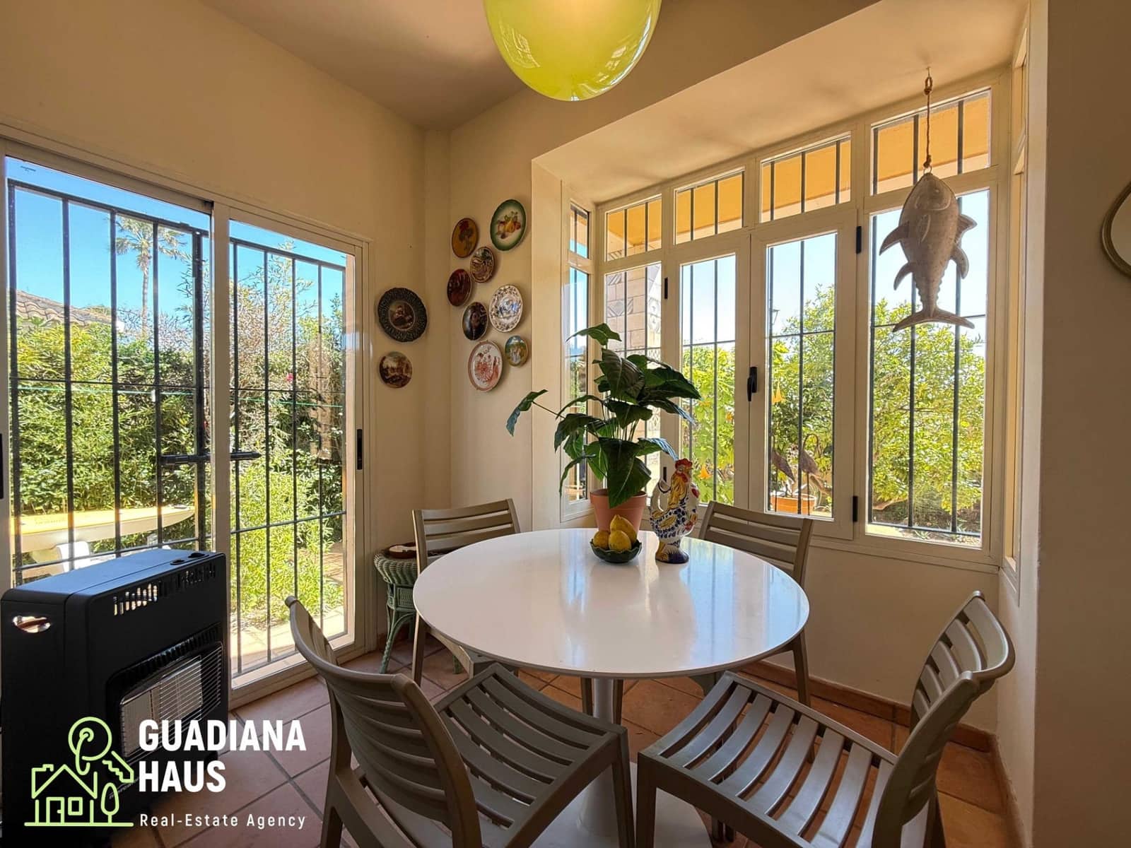5 soverom Villa til salgs i Isla Canela med svømmebasseng - € 699 000 (Ref: 10078566)