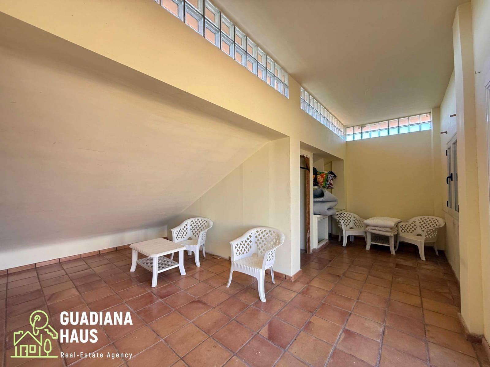 5 soverom Villa til salgs i Isla Canela med svømmebasseng - € 699 000 (Ref: 10078566)