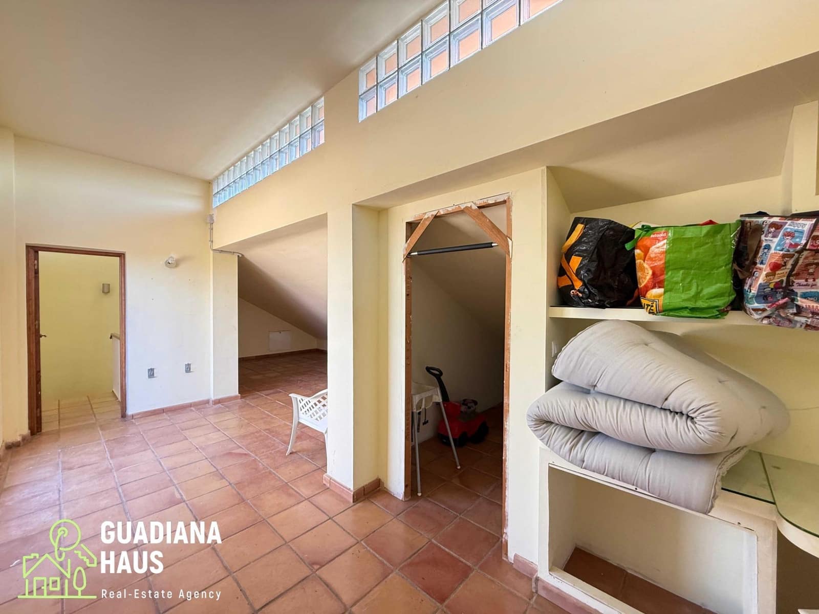 5 soverom Villa til salgs i Isla Canela med svømmebasseng - € 699 000 (Ref: 10078566)