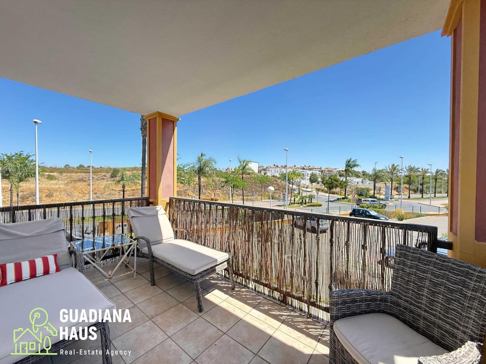 Apartamento de 2 habitaciones en Ayamonte en venta con piscina - 189.000 € (Ref: 10078572)