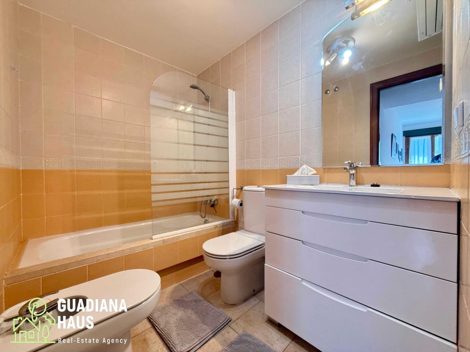 Apartamento de 2 habitaciones en Ayamonte en venta con piscina - 189.000 € (Ref: 10078572)