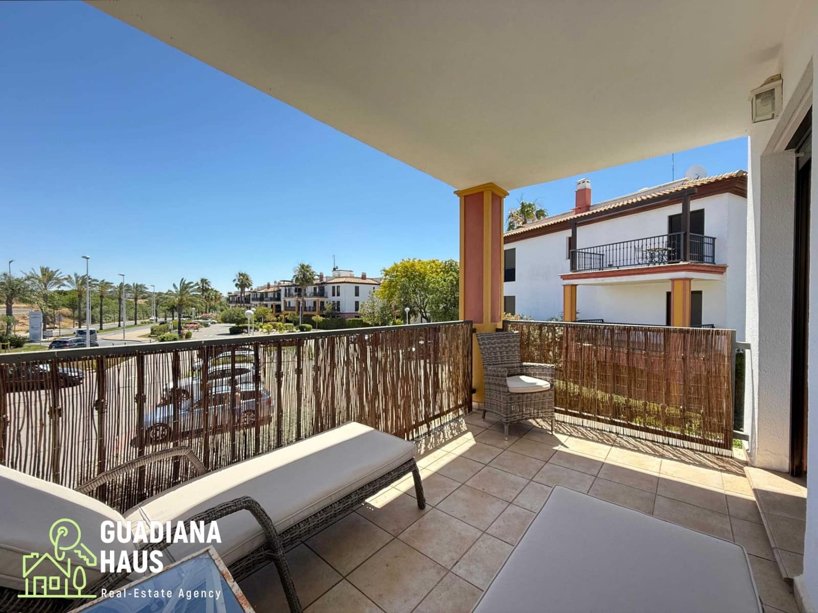Apartamento de 2 habitaciones en Ayamonte en venta con piscina - 189.000 € (Ref: 10078572)