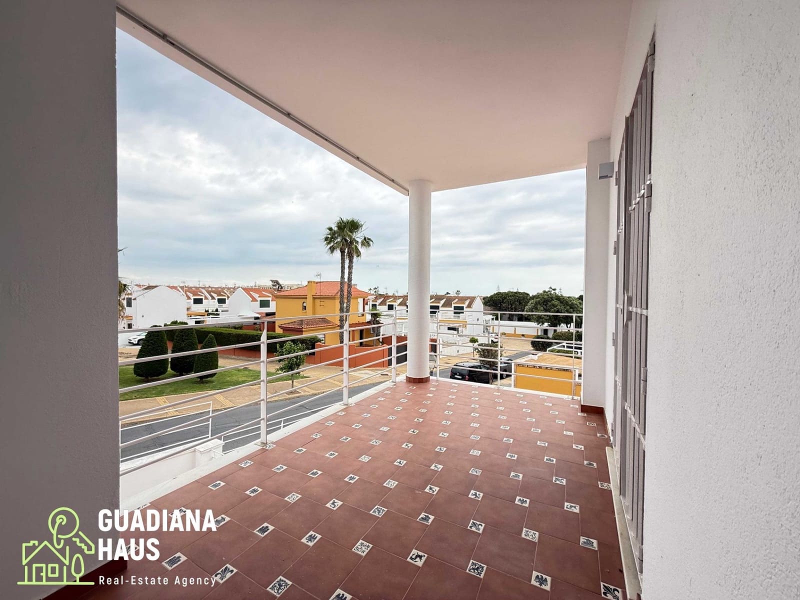 5 quarto Moradia para venda em Urbasur com piscina garagem - 1 010 000 € (Ref: 10078574)