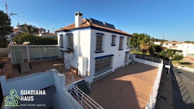 5 quarto Moradia para venda em Urbasur, Isla Cristina com piscina garagem - 1 010 000 € (Ref: 10078574)
