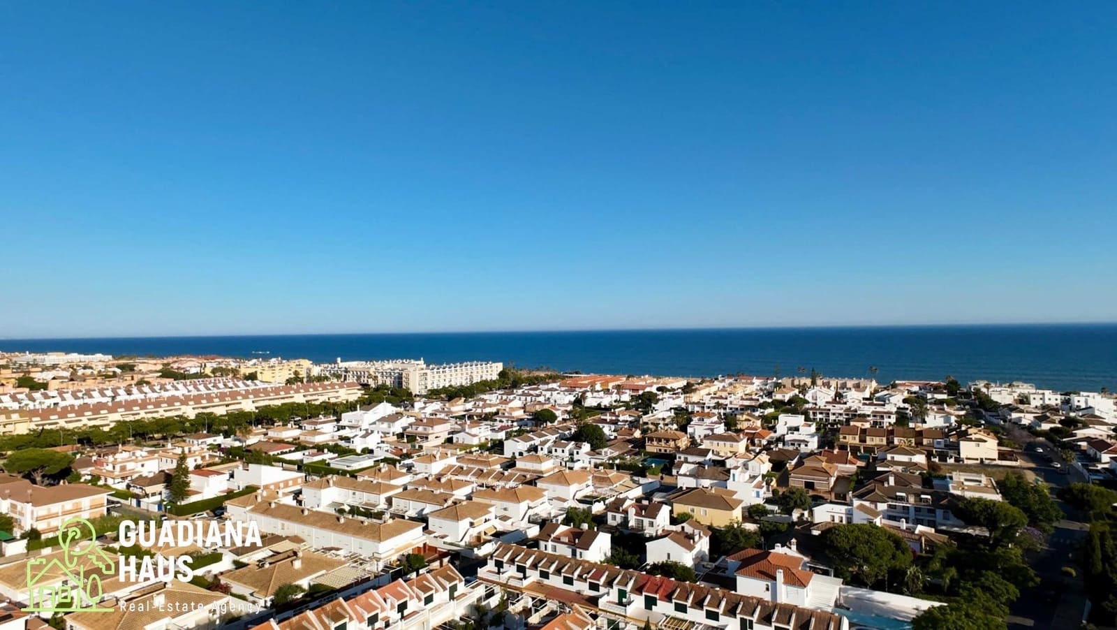 5 quarto Moradia para venda em Urbasur com piscina garagem - 1 010 000 € (Ref: 10078574)