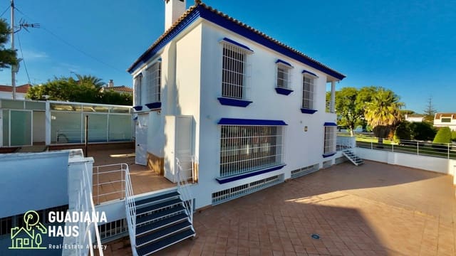 5 quarto Moradia para venda em Urbasur, Isla Cristina com piscina garagem - 1 010 000 € (Ref: 10078574)