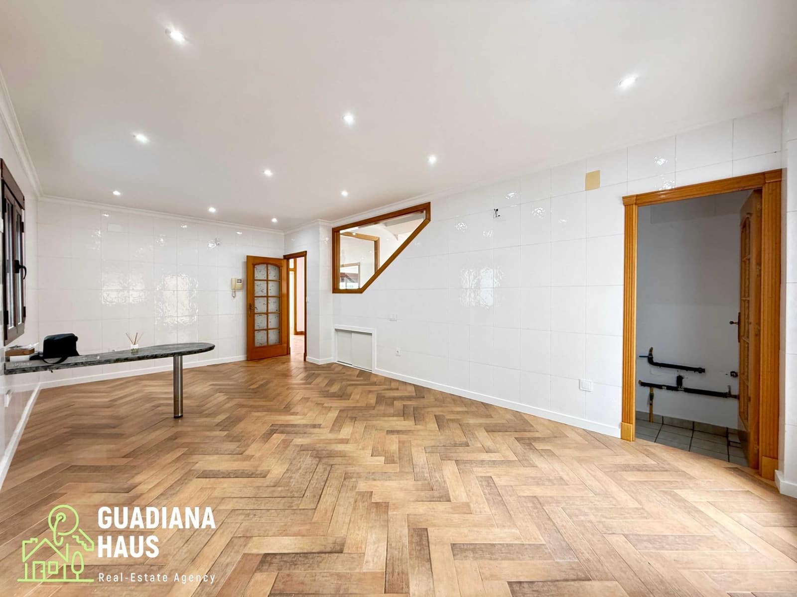 5 quarto Moradia para venda em Urbasur com piscina garagem - 1 010 000 € (Ref: 10078574)
