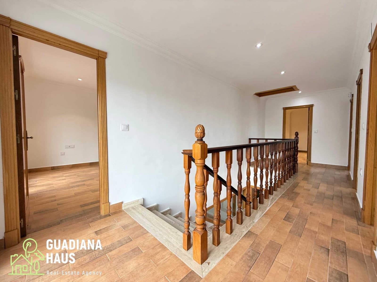 5 quarto Moradia para venda em Urbasur com piscina garagem - 1 010 000 € (Ref: 10078574)