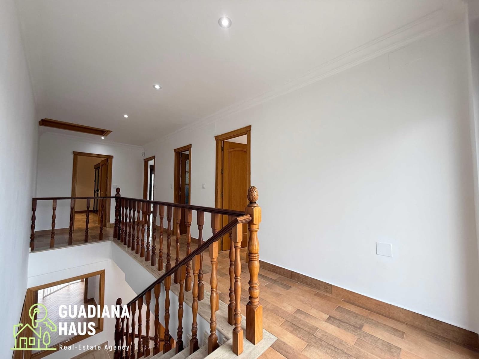 5 quarto Moradia para venda em Urbasur com piscina garagem - 1 010 000 € (Ref: 10078574)