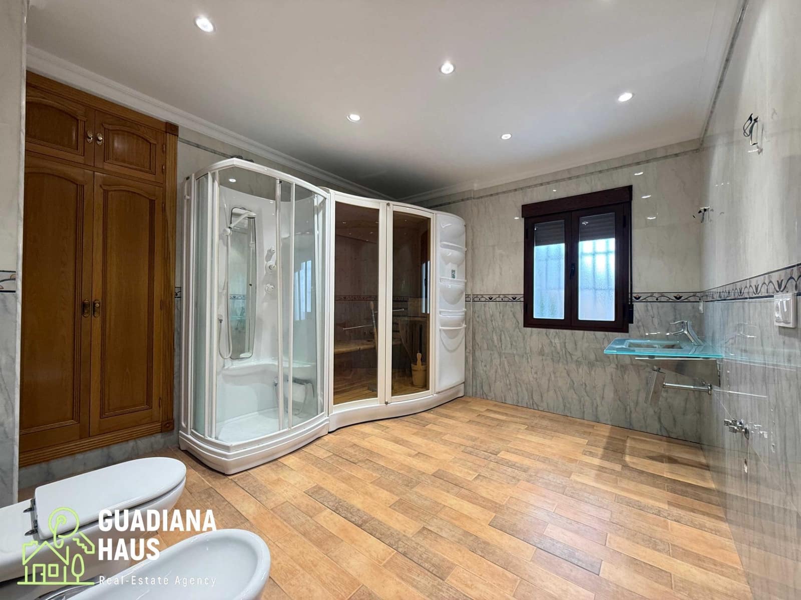 5 quarto Moradia para venda em Urbasur com piscina garagem - 1 010 000 € (Ref: 10078574)