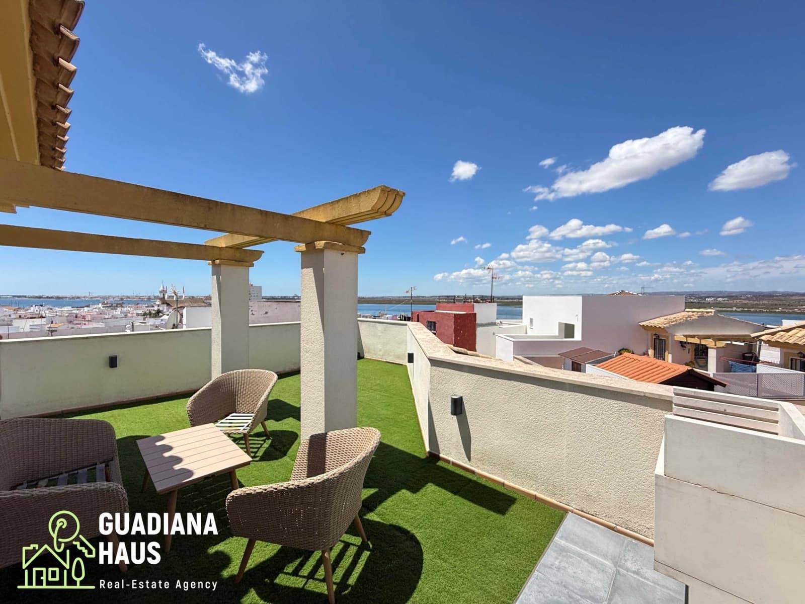 2 soveværelse Lejlighed til salg i Ayamonte - € 185.000 (Ref: 10078575)