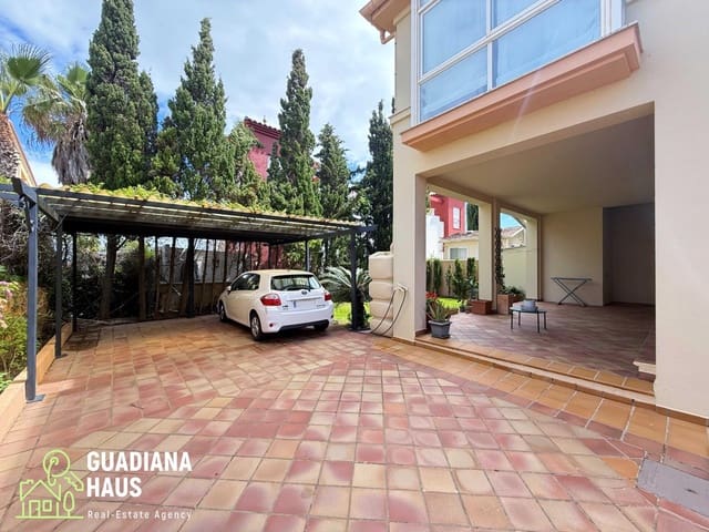 4 soveværelse Semi-Rækkehus til salg i Isla Canela, Ayamonte - € 1.435.000 (Ref: 10078577)