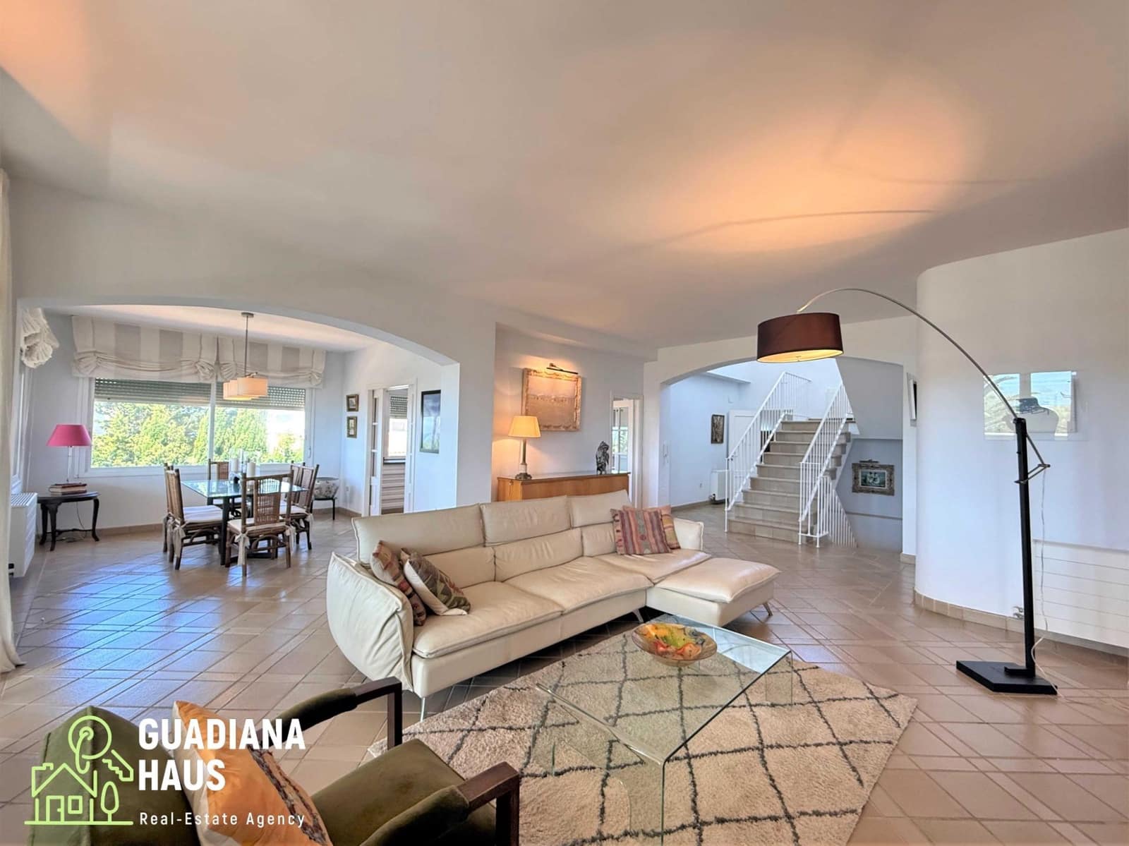 4 soveværelse Semi-Rækkehus til salg i Isla Canela - € 1.435.000 (Ref: 10078577)