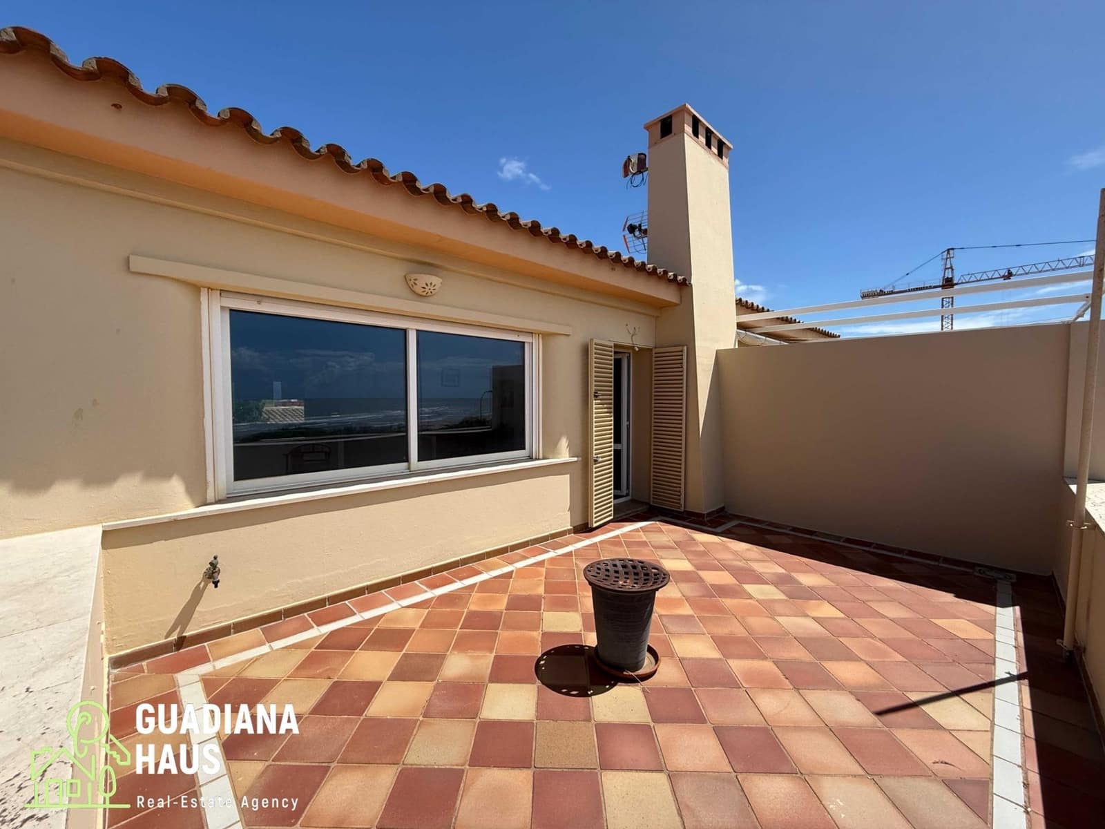 4 soveværelse Semi-Rækkehus til salg i Isla Canela - € 1.435.000 (Ref: 10078577)