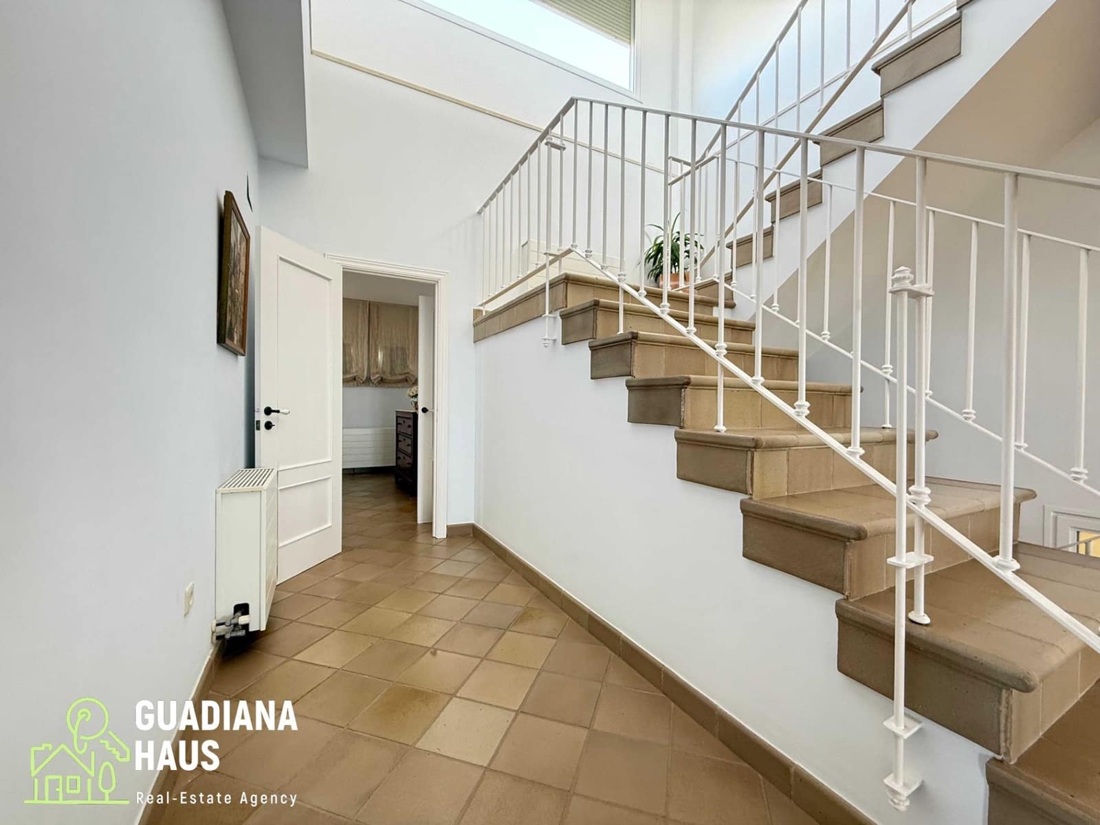 4 soveværelse Semi-Rækkehus til salg i Isla Canela - € 1.435.000 (Ref: 10078577)