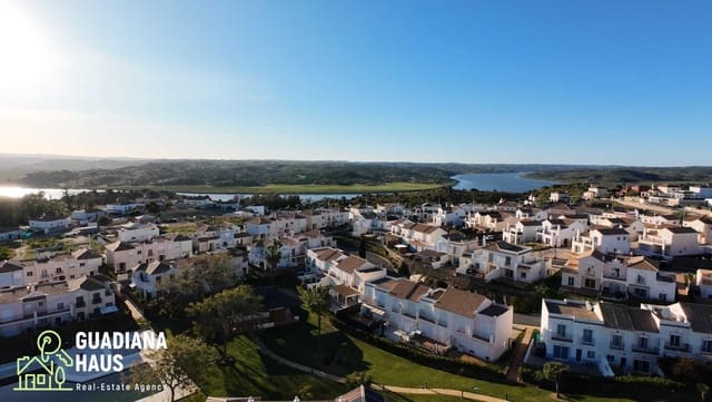 2 makuuhuone Rivitalo myytävänä paikassa Ayamonte mukana uima-altaan - 195 000 € (Ref: 10078578)