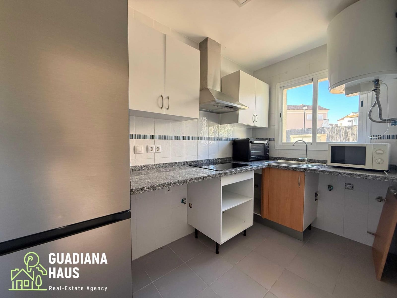 2 makuuhuone Rivitalo myytävänä paikassa Ayamonte mukana uima-altaan - 195 000 € (Ref: 10078578)