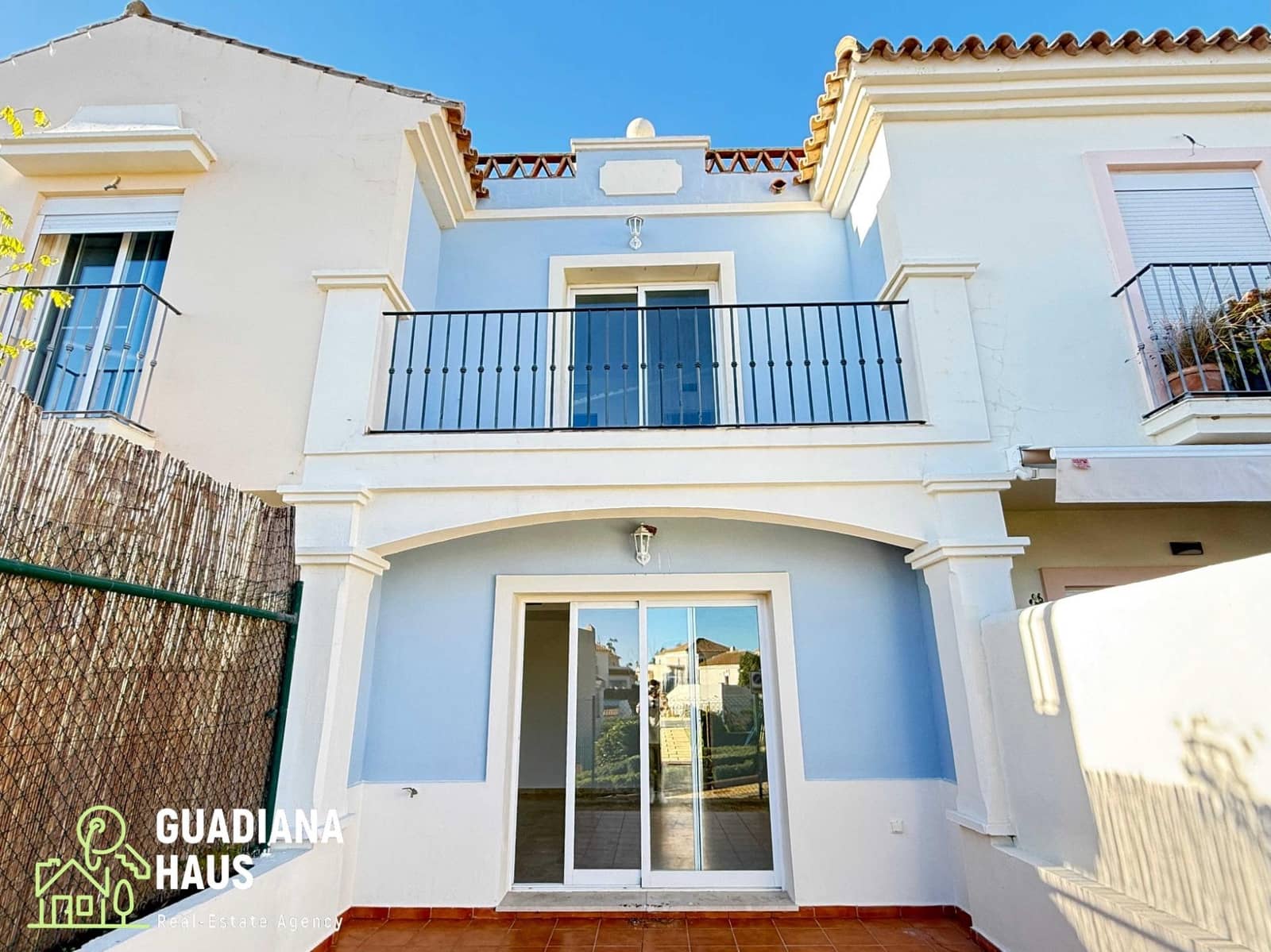 2 makuuhuone Rivitalo myytävänä paikassa Ayamonte mukana uima-altaan - 195 000 € (Ref: 10078578)