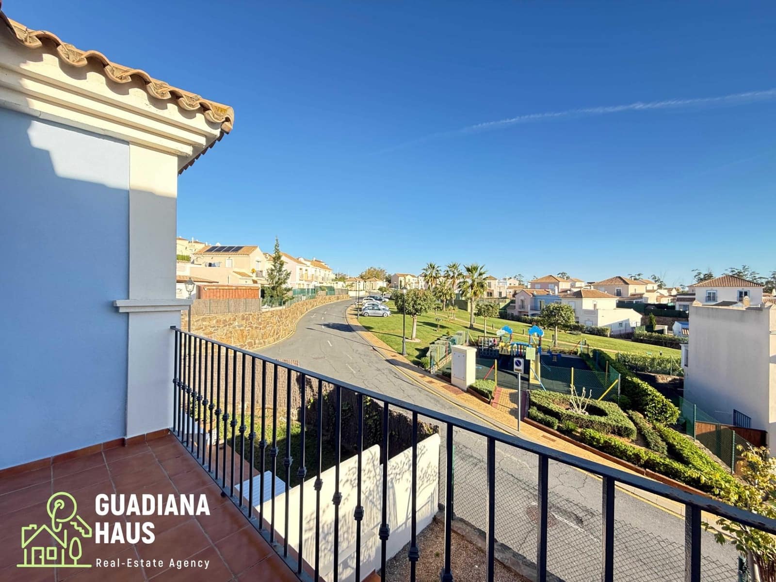 2 makuuhuone Rivitalo myytävänä paikassa Ayamonte mukana uima-altaan - 195 000 € (Ref: 10078578)